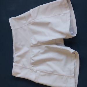 BALEAF WHITE YOGA SHORTS